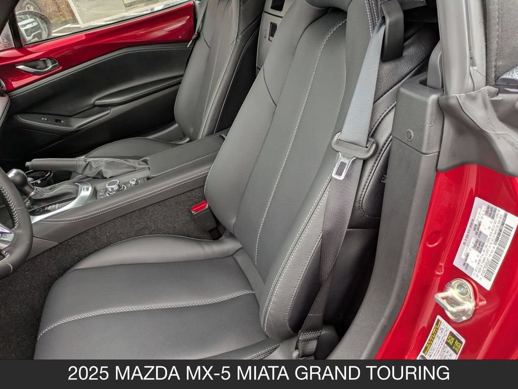 New 2025 MAZDA MX-5 Miata Grand Touring RWD image 16