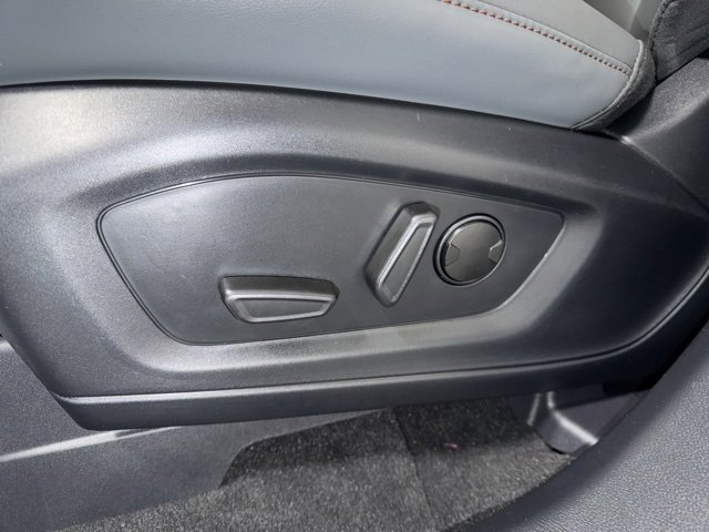 New 2026 Ford Explorer Active w/ Active Comfort Package image 13