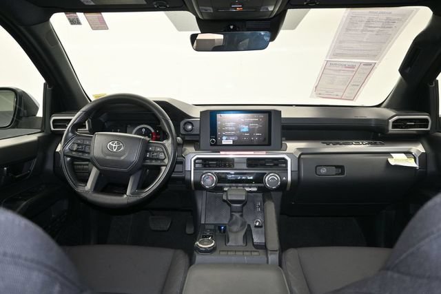Certified 2026 Toyota Tacoma SR5 AWD/4WD image 29