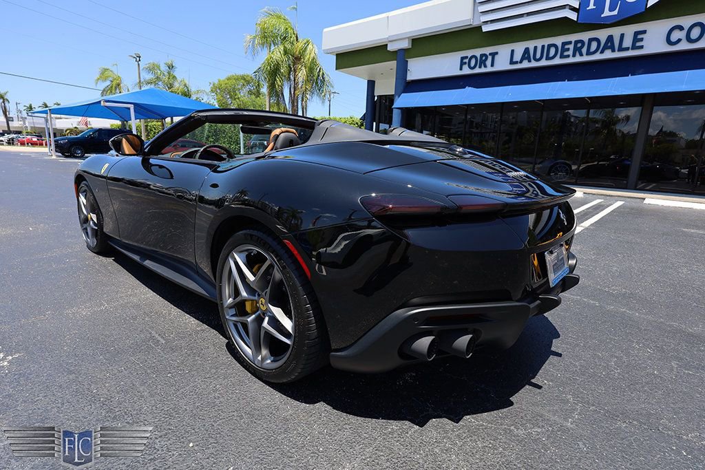 Used 2025 Ferrari Roma Spider RWD image 10