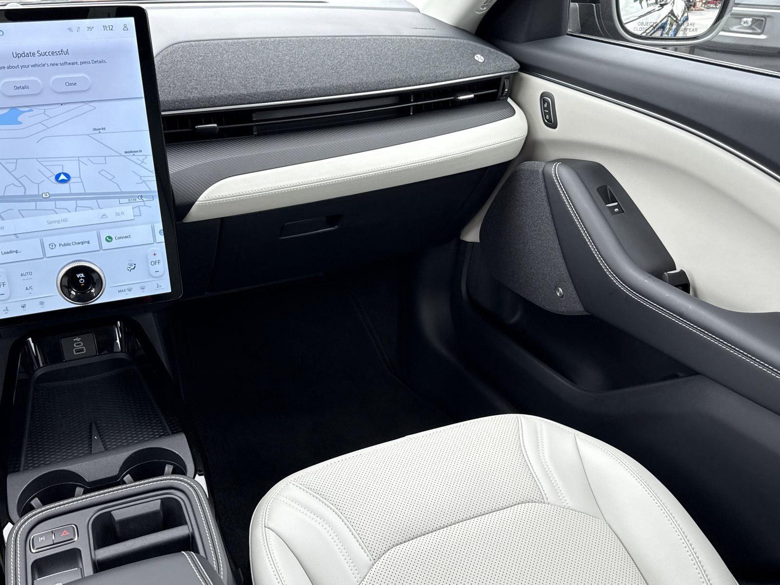 Certified 2025 Ford Mustang Mach-E Premium RWD image 16