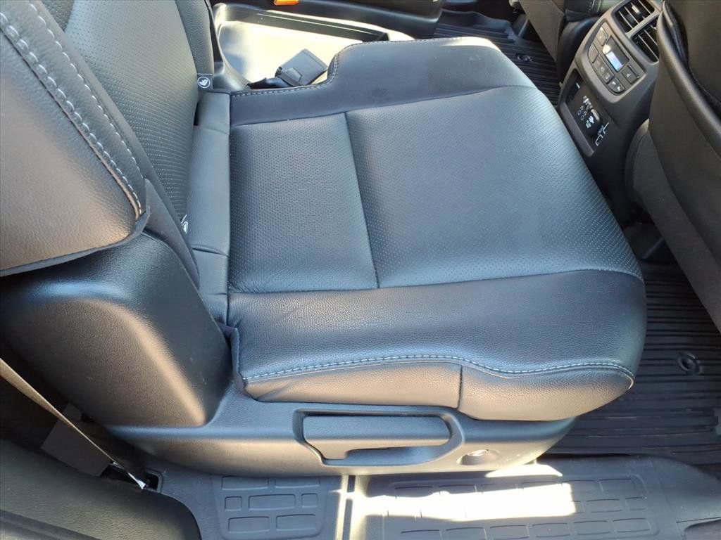 Used 2021 Honda Pilot Elite image 17