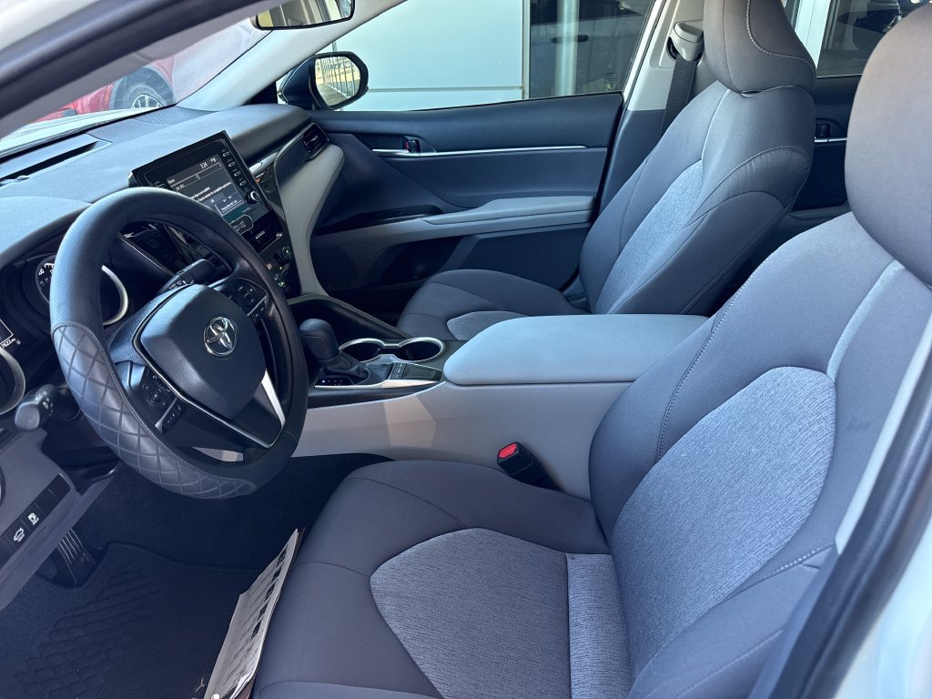 Used 2024 Toyota Camry LE FWD image 22