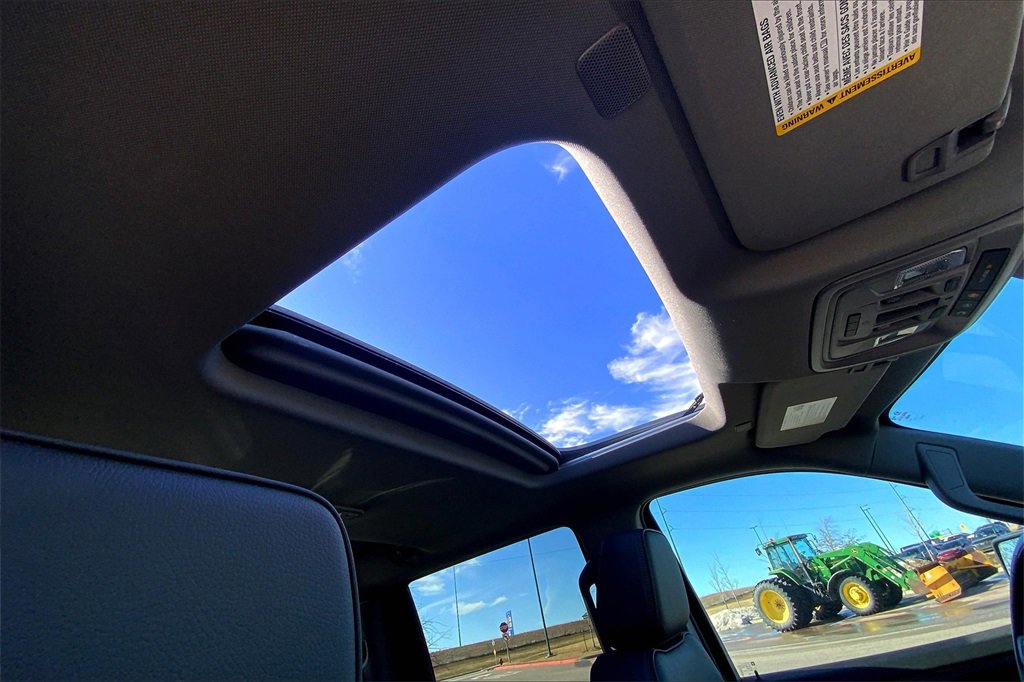 Used 2024 GMC Sierra 1500 Denali image 16