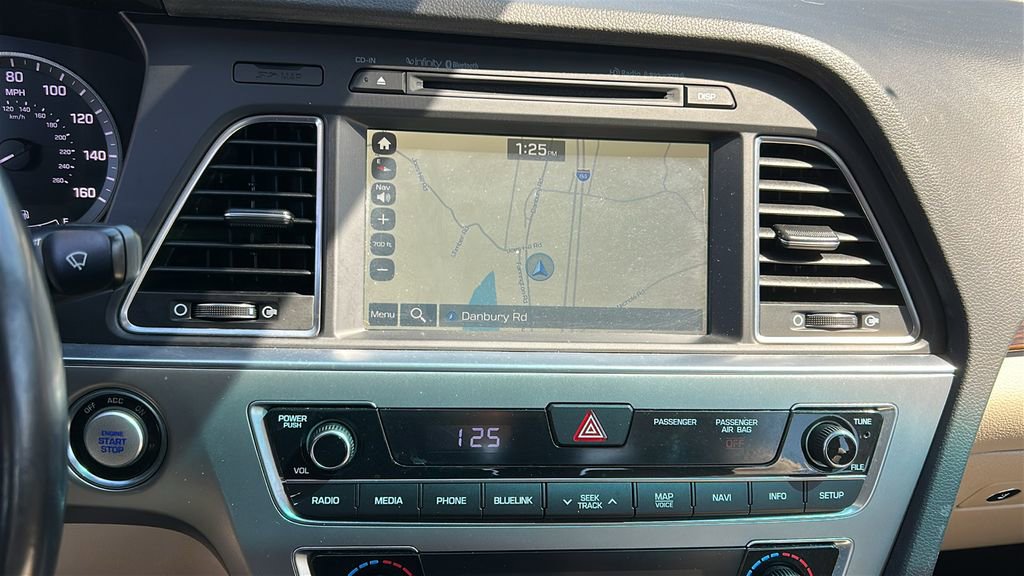 Used 2017 Hyundai Sonata Limited w/ Ultimate Package 04 image 17