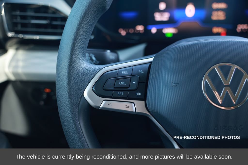 Used 2022 Volkswagen Taos S image 21