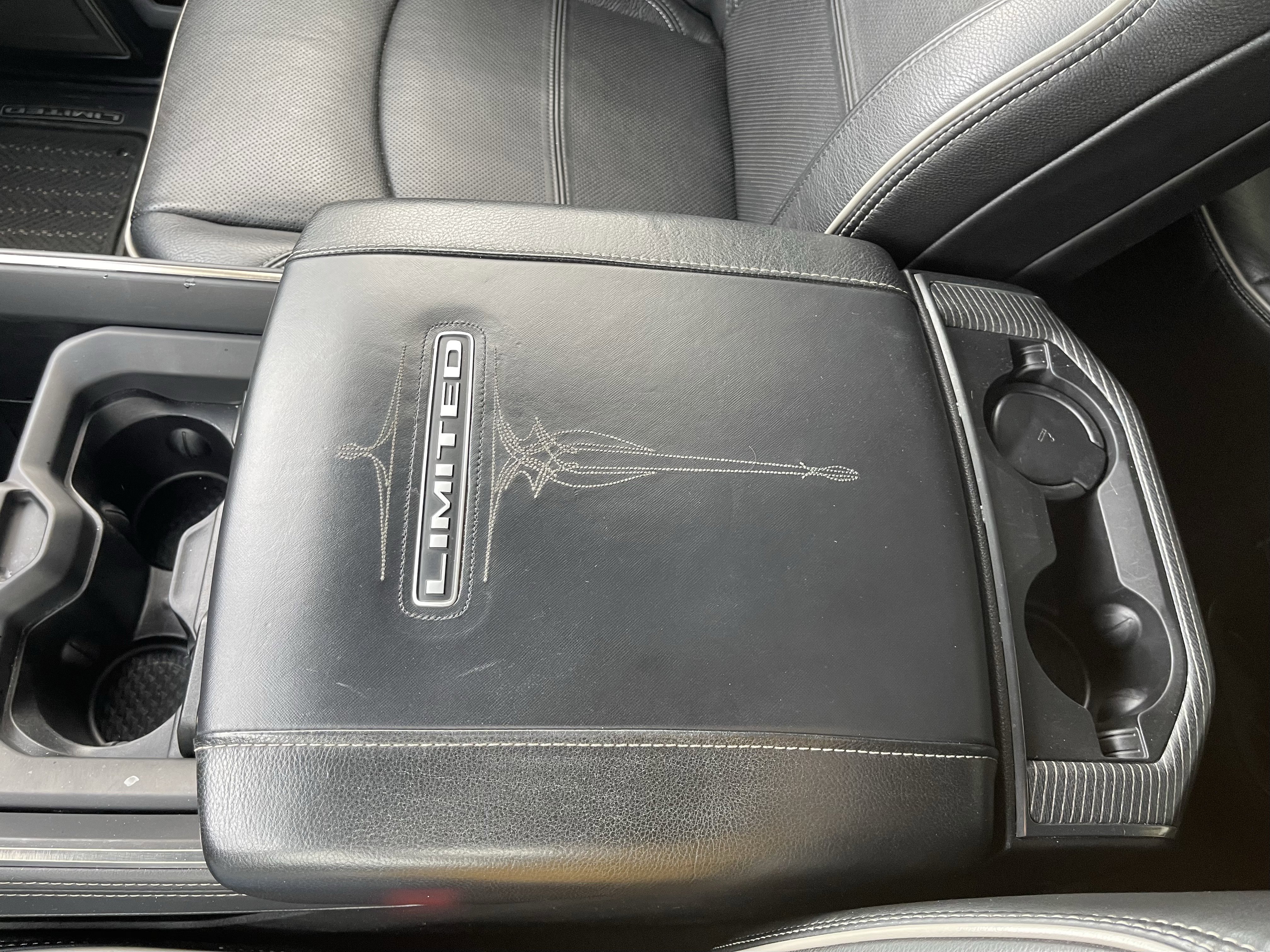 Used 2020 RAM 3500 Limited image 30