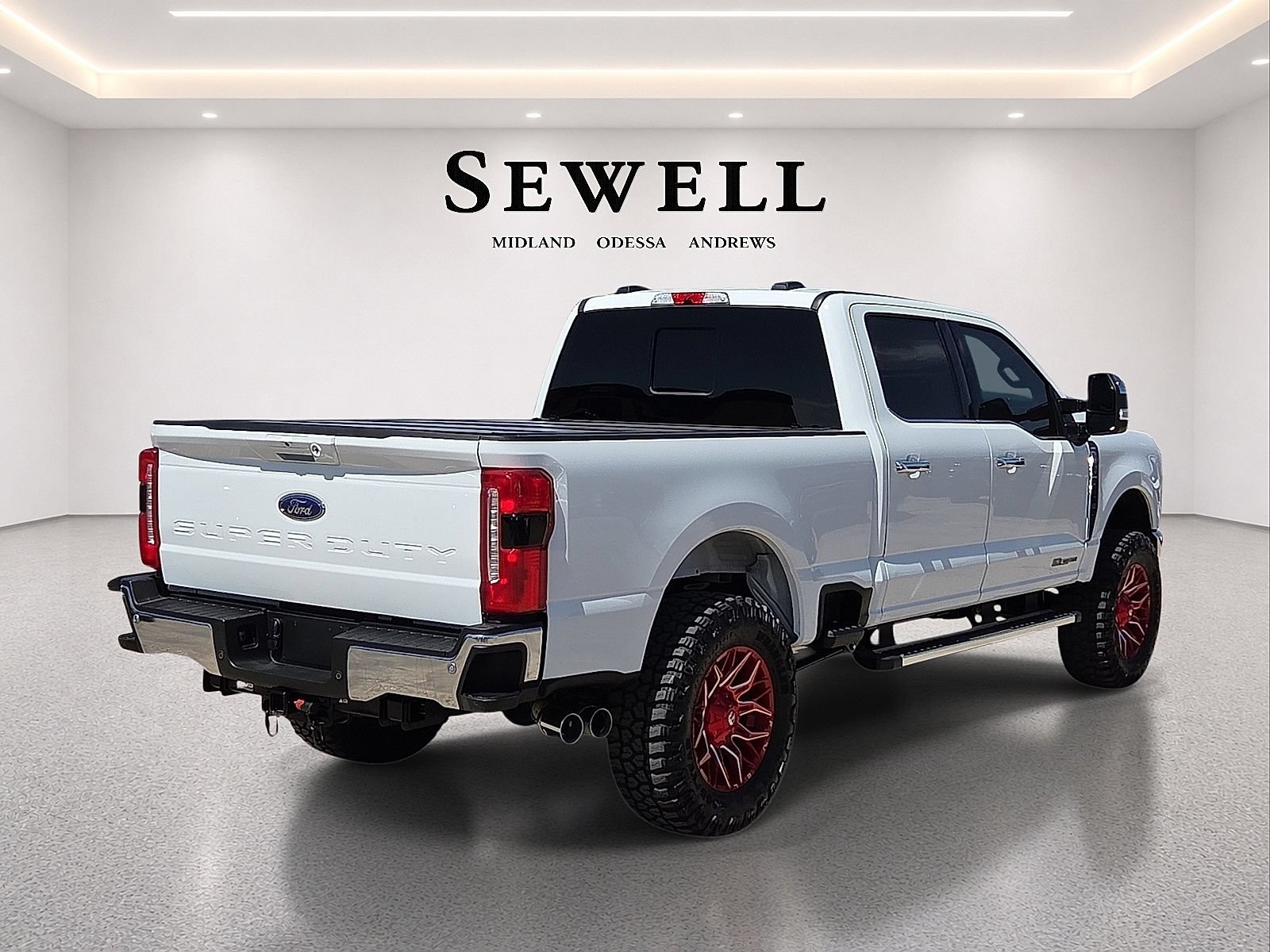 Used 2025 Ford F250 Lariat w/ Chrome Package AWD/4WD image 4
