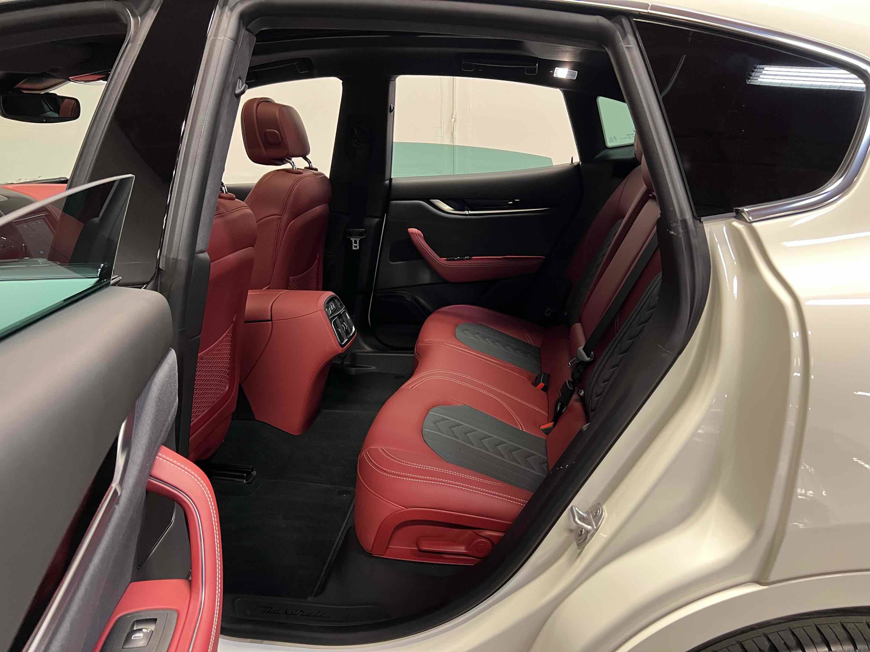 Used 2022 Maserati Levante GT image 76