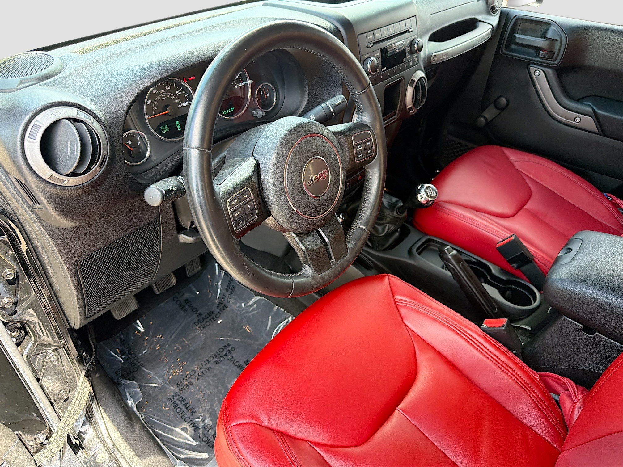 Used 2017 Jeep Wrangler Sport w/ Connectivity Group AWD/4WD image 22