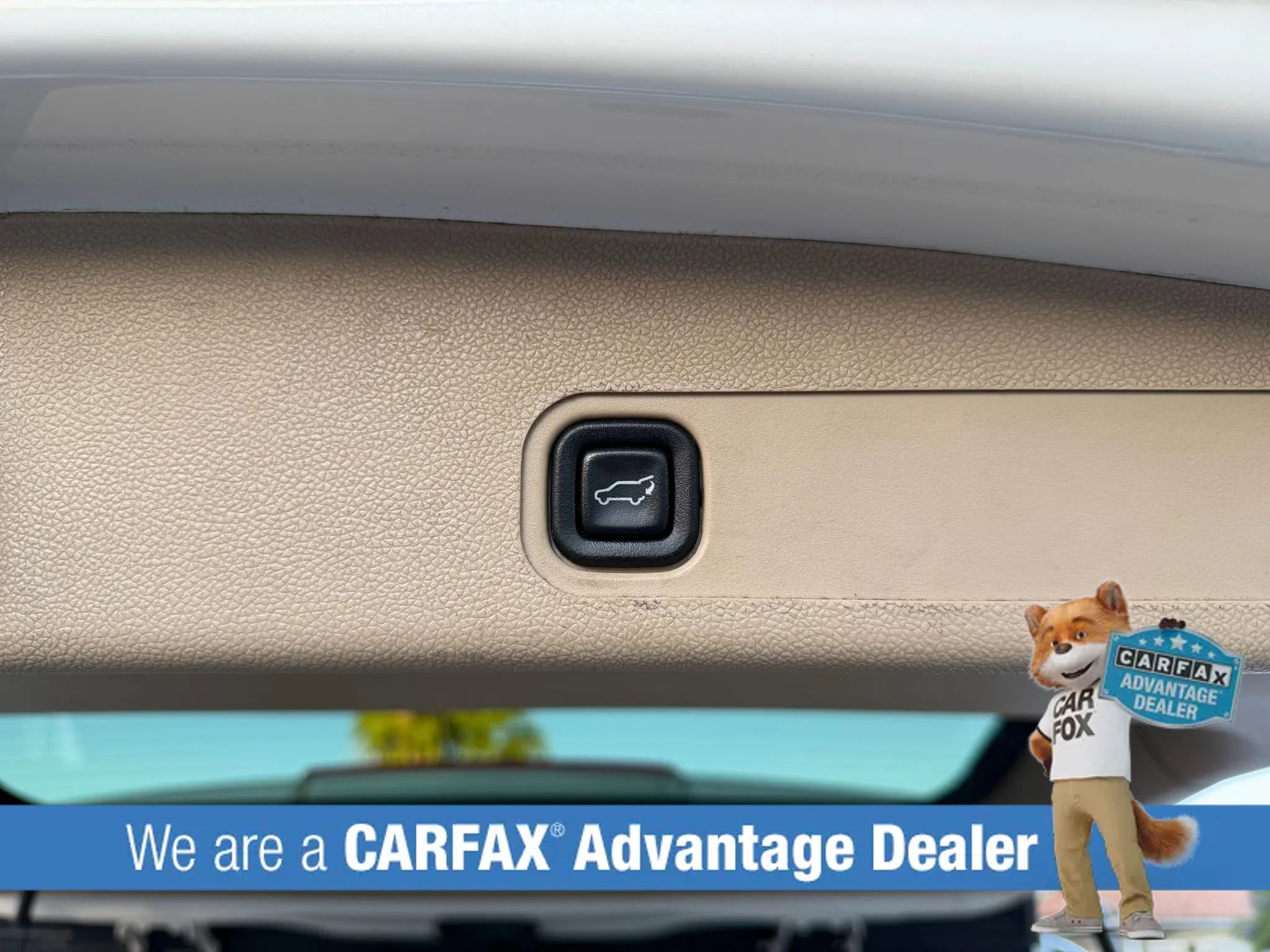 Used 2013 Chevrolet Suburban LTZ image 5