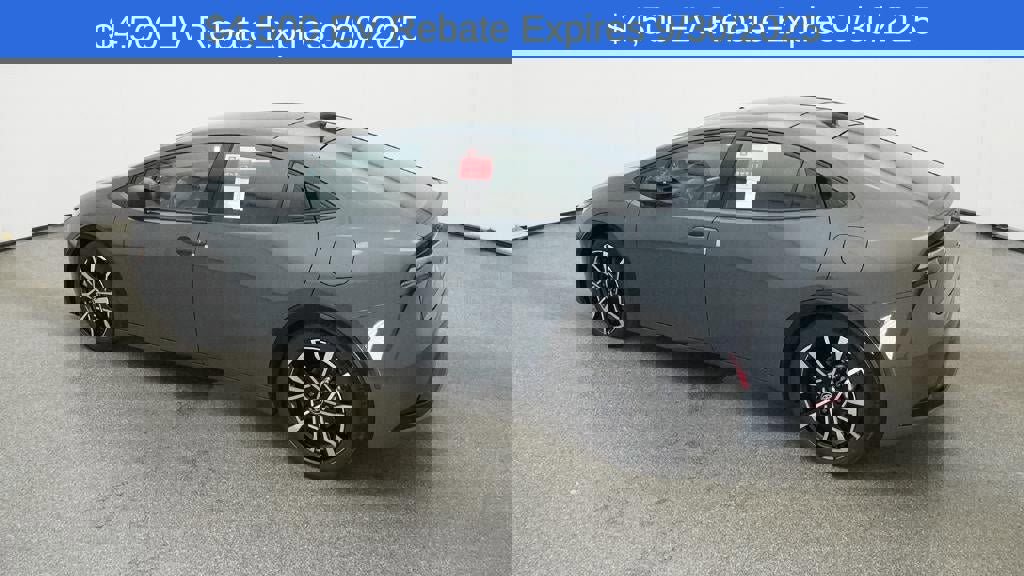 New 2026 Toyota Prius Plug-In Hybrid image 4