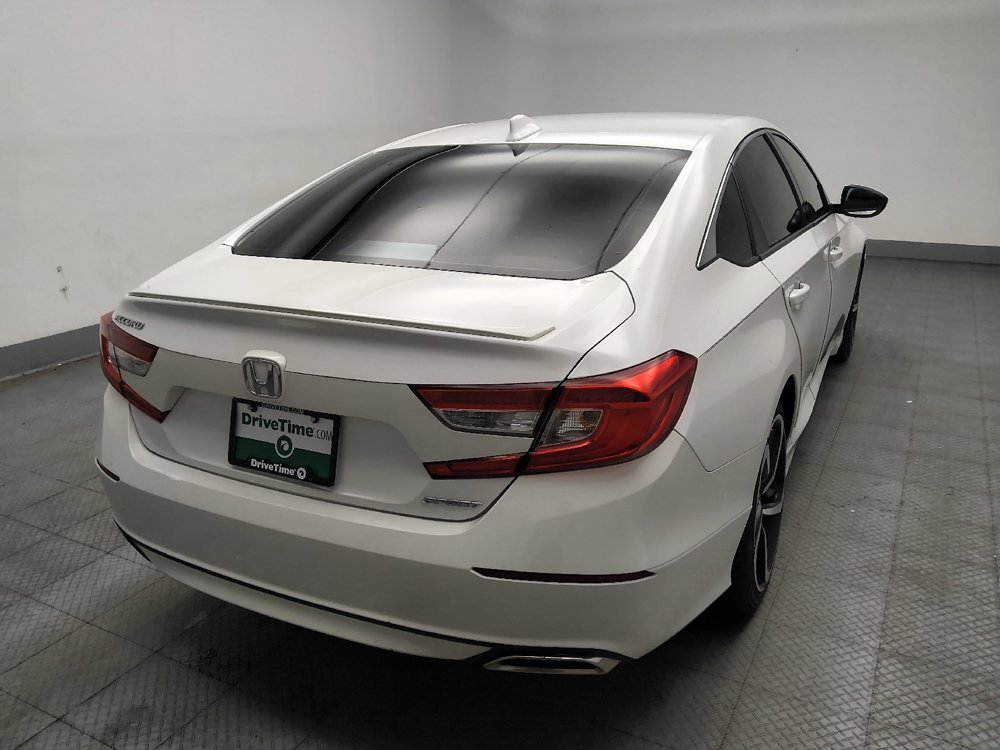 Used 2018 Honda Accord Sport image 9