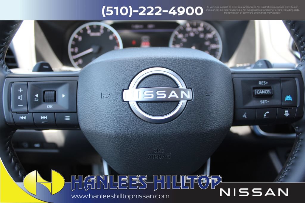 Used 2025 Nissan Rogue SV FWD image 28