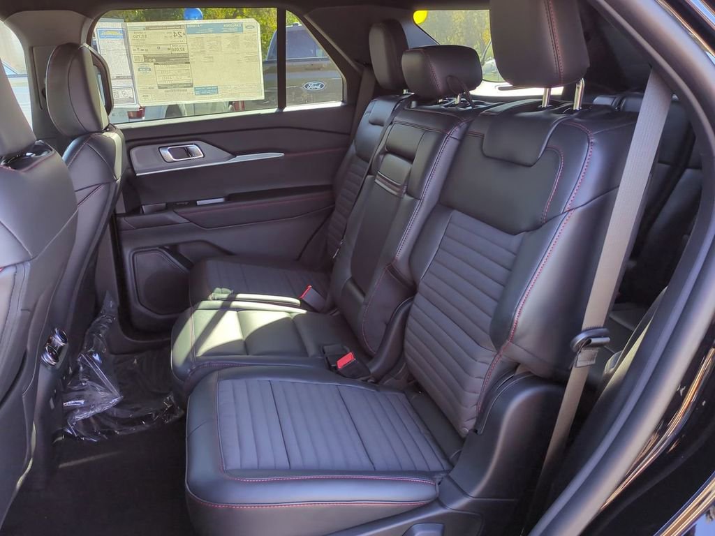 New 2026 Ford Explorer ST-Line image 15