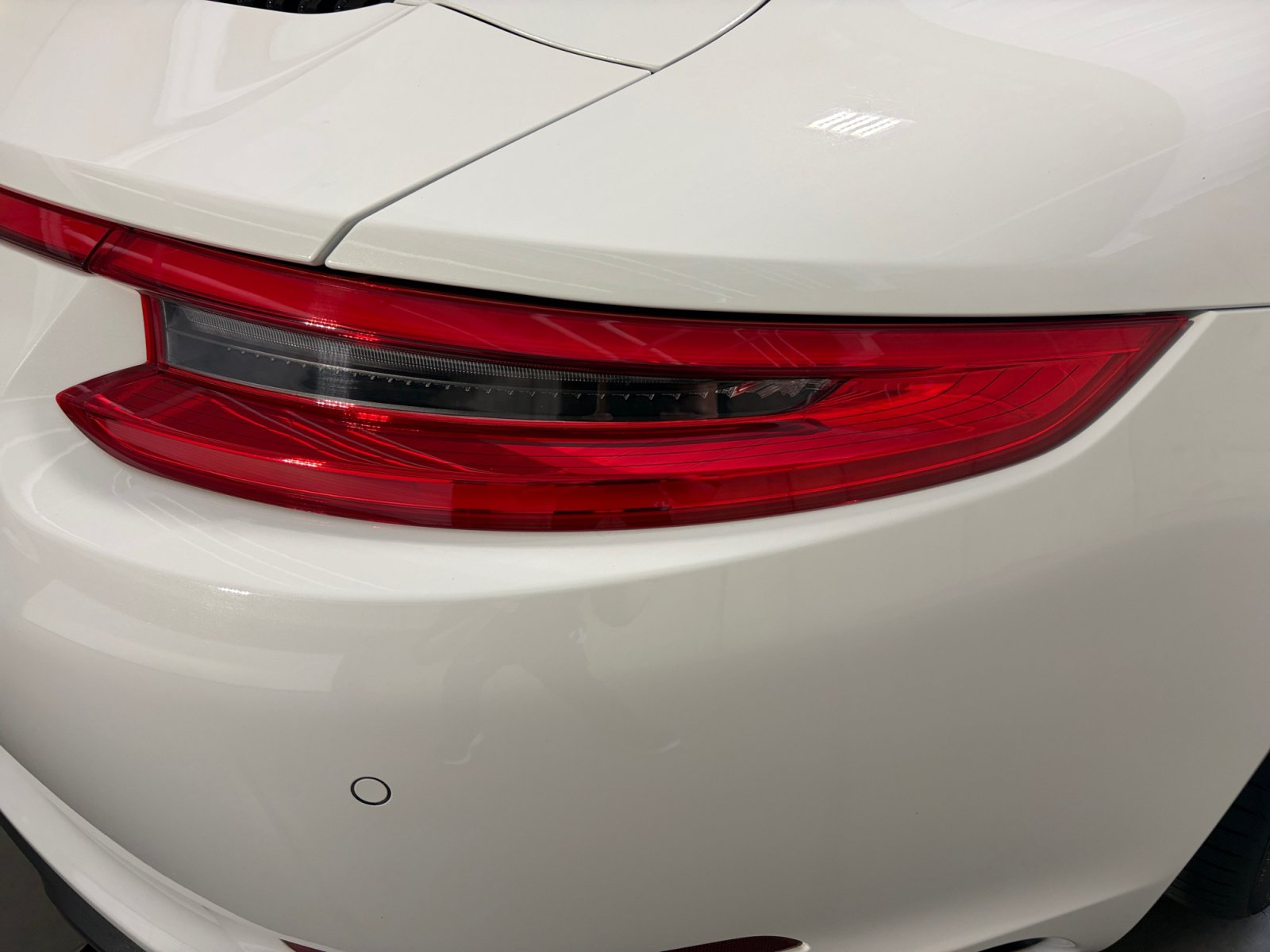 Certified 2019 Porsche 911 Carrera 4S AWD/4WD image 13