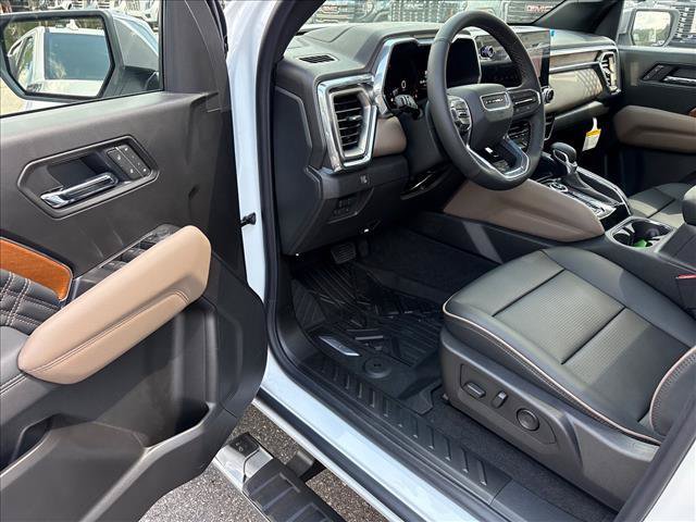 New 2026 GMC Canyon Denali AWD/4WD image 11