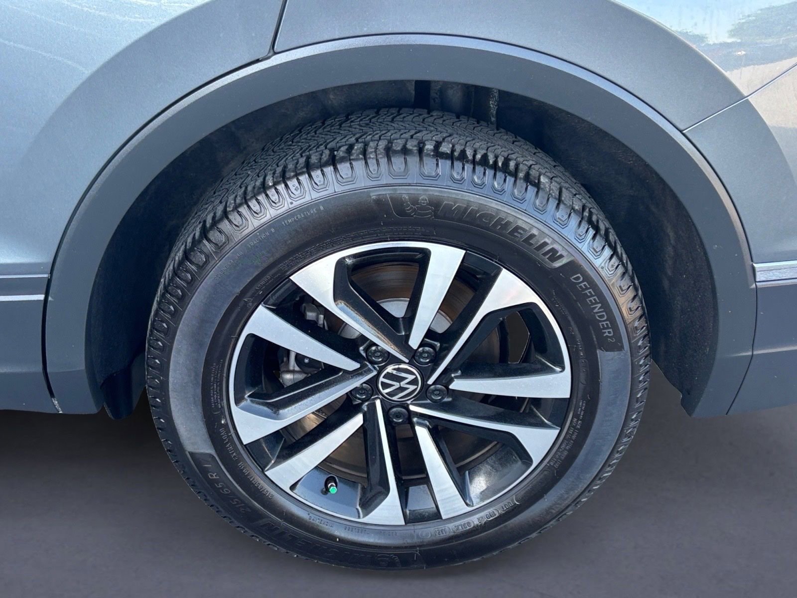 Used 2024 Volkswagen Tiguan S AWD/4WD image 14
