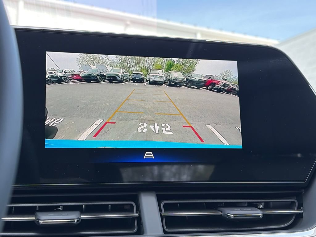 New 2026 Chevrolet Trax LT FWD image 18
