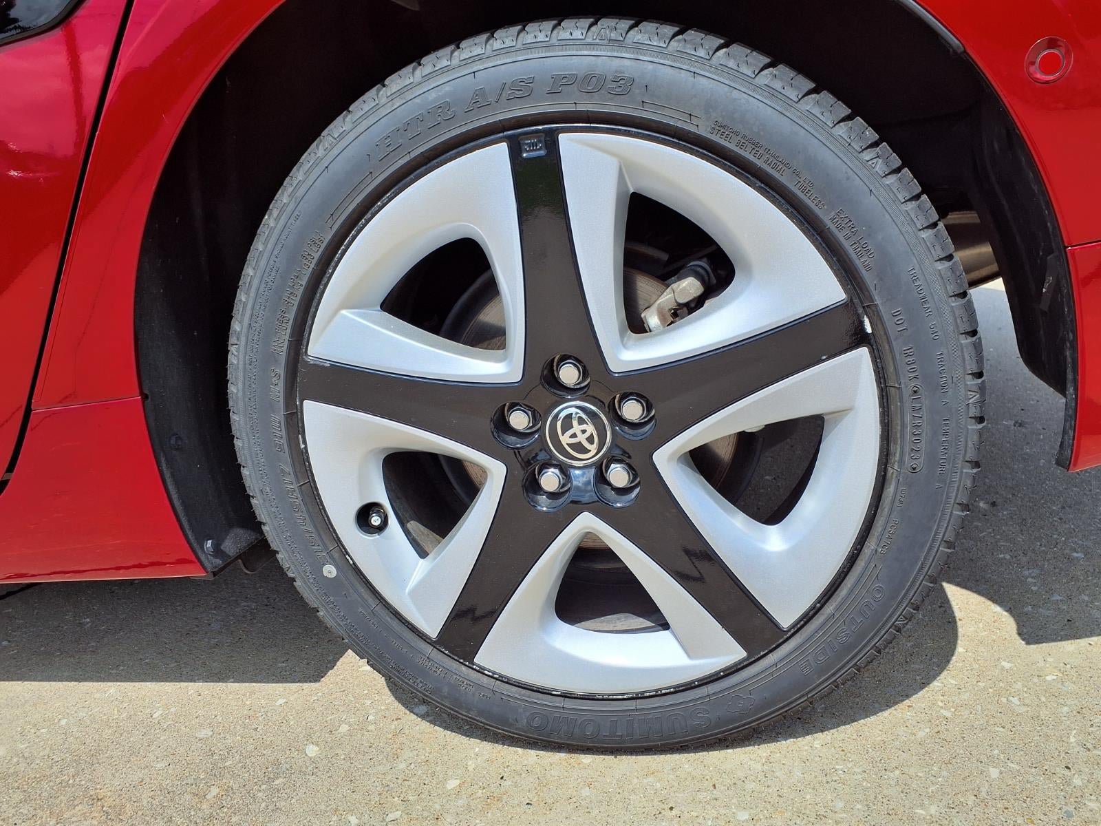 Used 2017 Toyota Prius Four FWD image 36