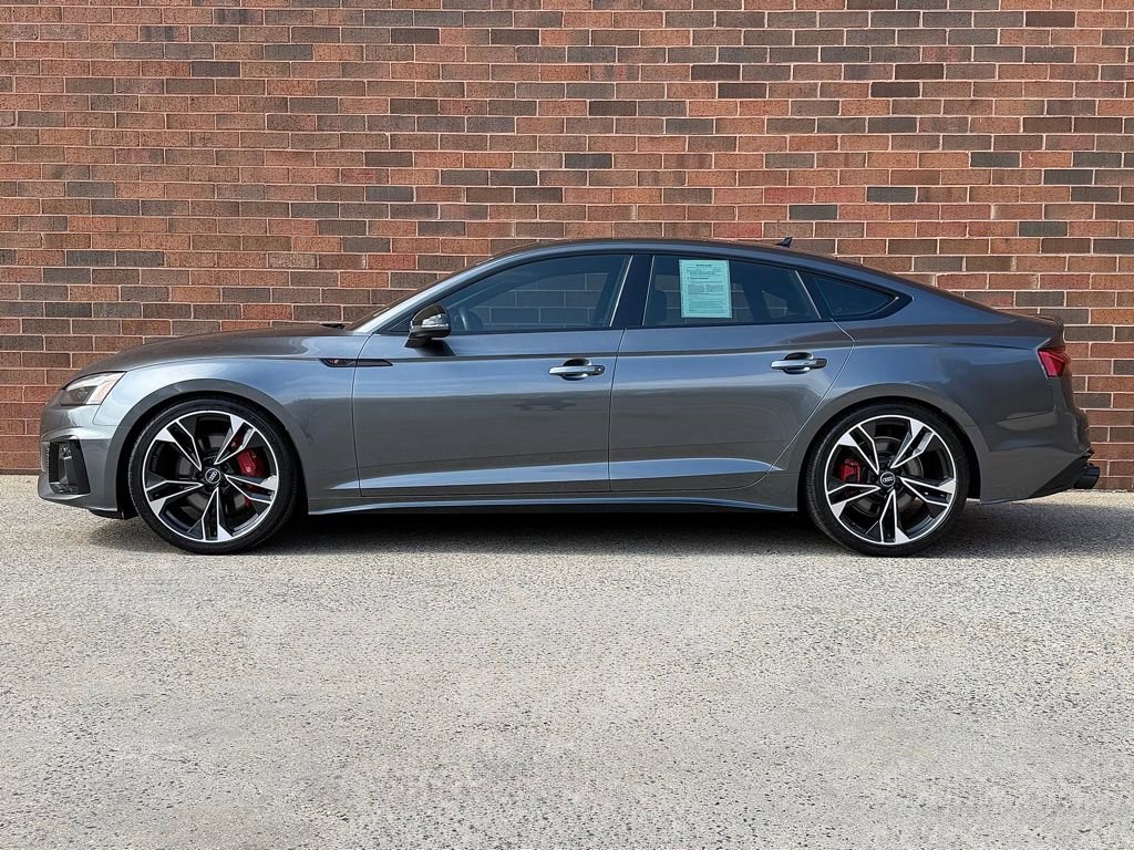 Used 2023 Audi S5 Premium Plus image 2