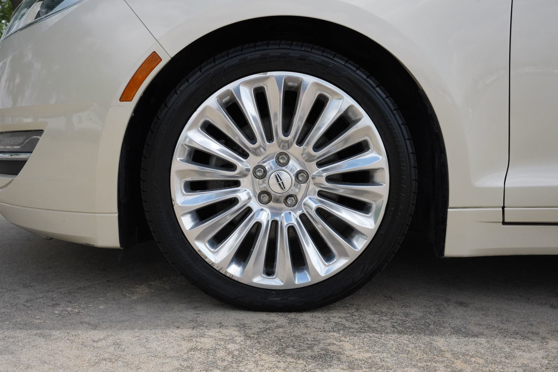 Used 2016 Lincoln MKZ w/ Equipment Group 300A Reserve image 30