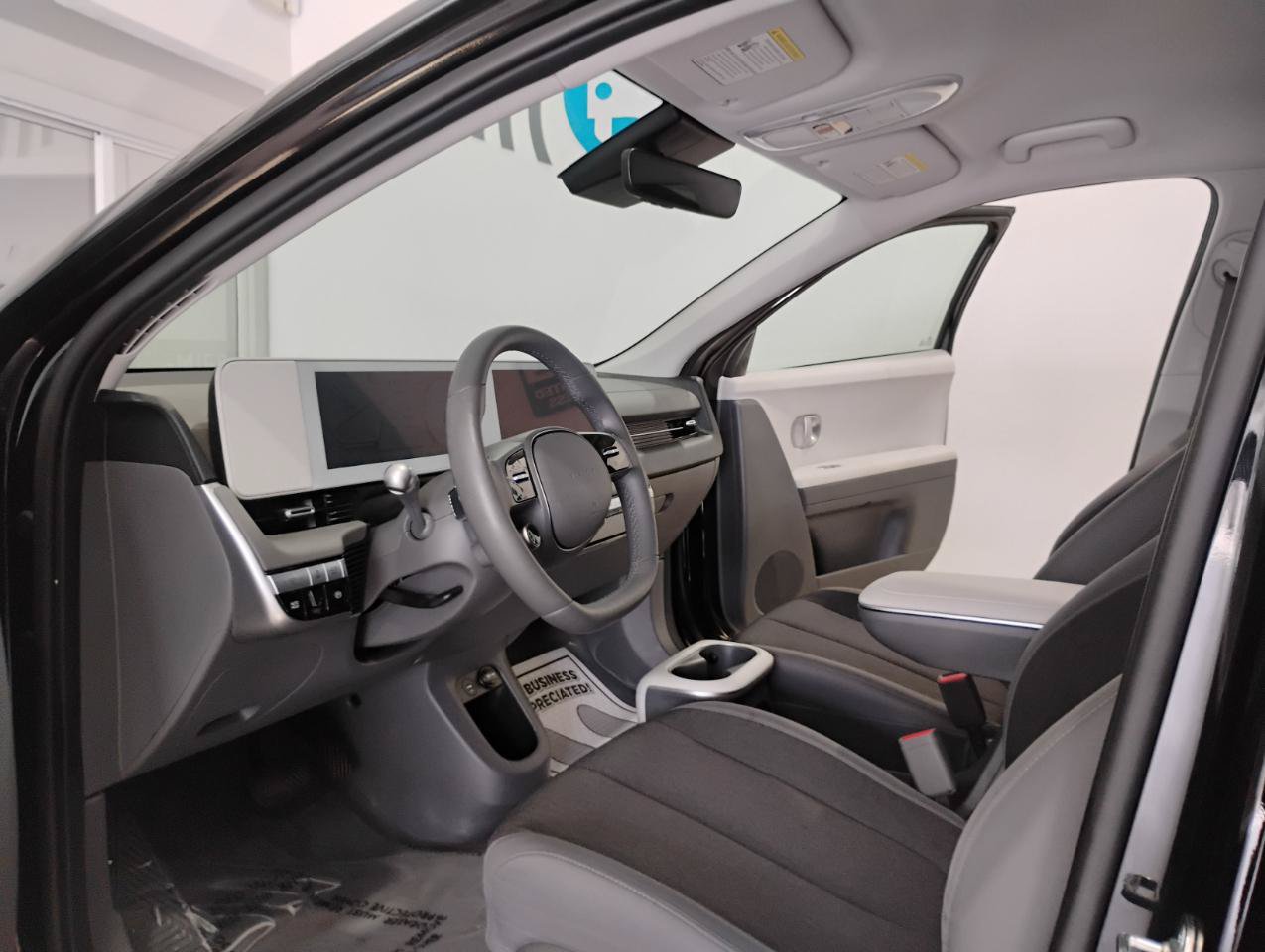 Used 2024 Hyundai Ioniq 5 SEL RWD image 57