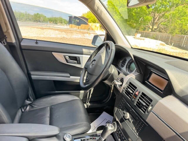 Used 2011 Mercedes-Benz GLK 350 2WD image 27