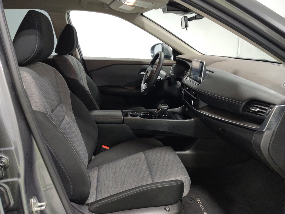 Used 2023 Nissan Rogue SV image 21