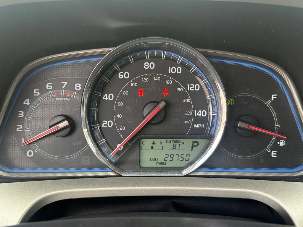 Used 2014 Toyota RAV4 Limited w/ Technology Package AWD/4WD image 27