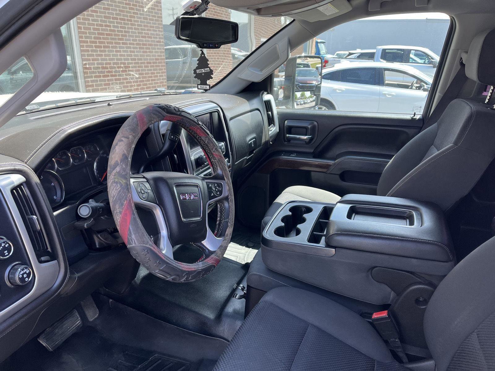 Used 2015 GMC Sierra 3500 SLE w/ SLE Preferred Package AWD/4WD image 16
