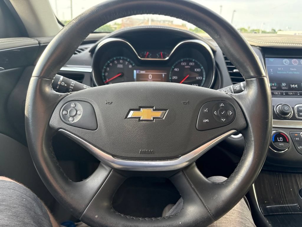 Used 2018 Chevrolet Impala LT FWD image 14