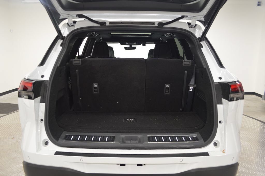 Certified 2026 INFINITI QX60 Sport w/ Dark Cargo Package AWD/4WD image 35