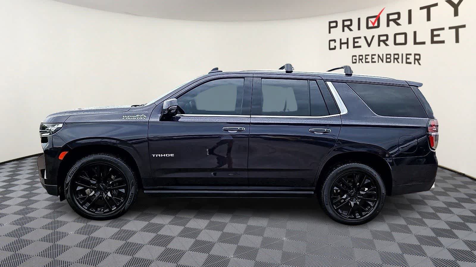 Used 2022 Chevrolet Tahoe High Country w/ Premium Package AWD/4WD image 5