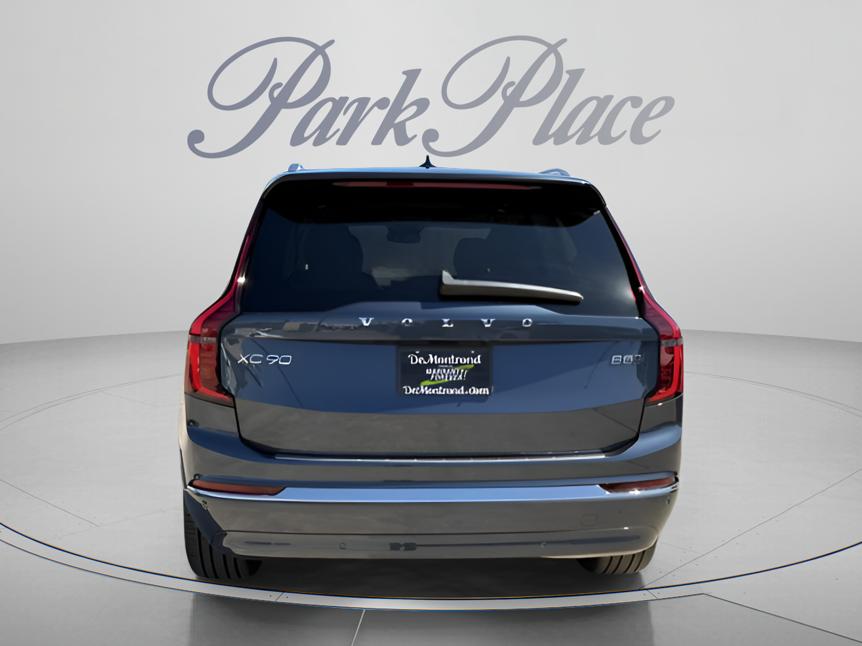 New 2026 Volvo XC90 B5 Ultra w/ Protection Package Premier AWD/4WD image 4
