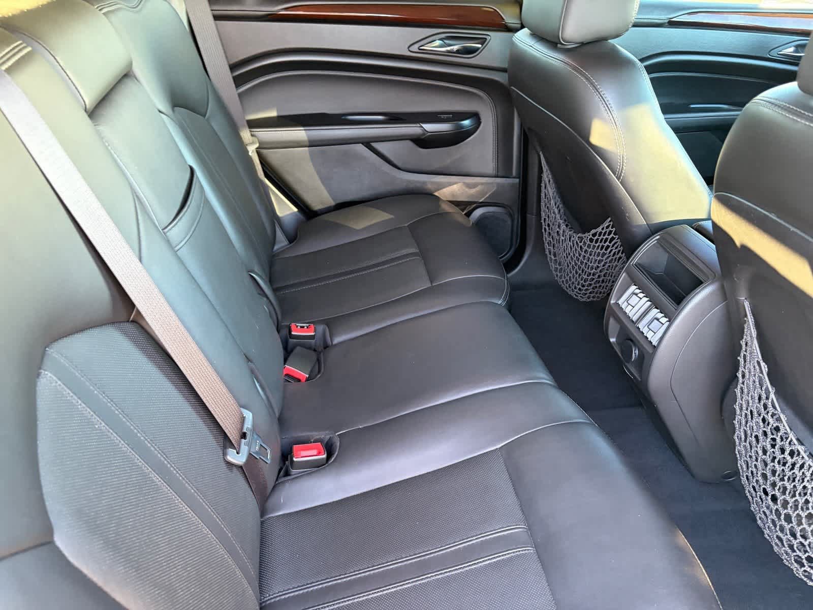 Used 2015 Cadillac SRX Luxury w/ Driver Awareness Package FWD image 12