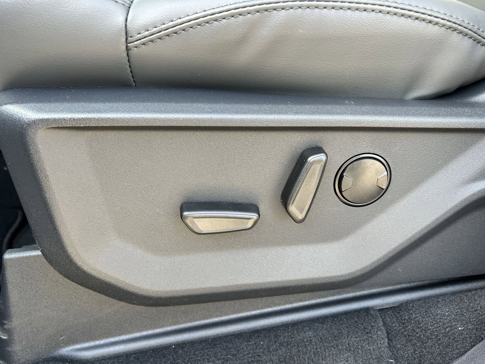 New 2026 Ford Expedition Max Active image 14