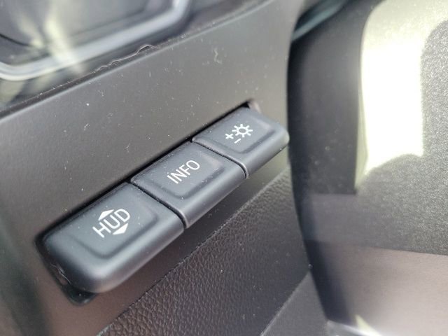 Used 2020 Chevrolet Silverado 1500 High Country w/ Technology Package AWD/4WD image 39