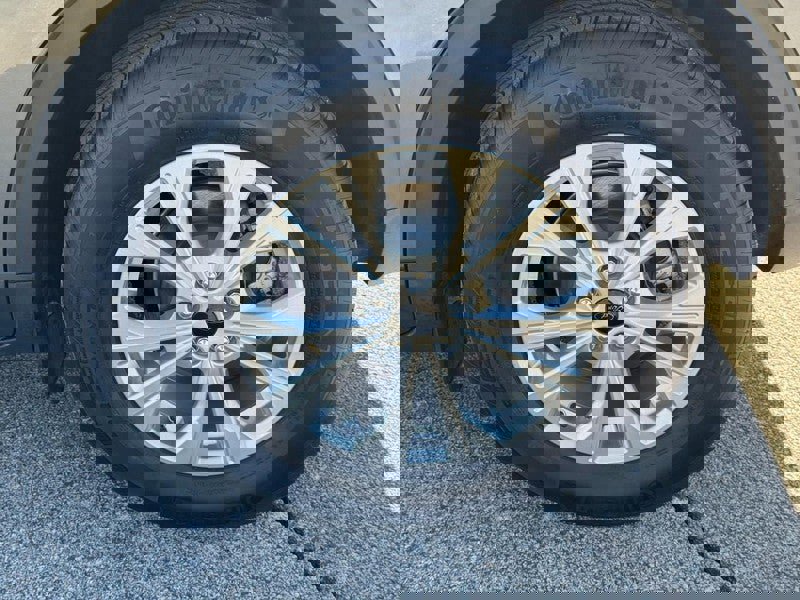 Used 2025 Ford Escape Active image 7