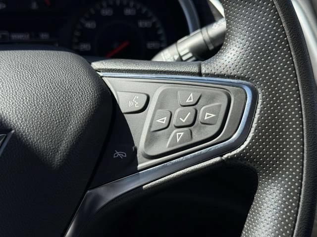Used 2025 Chevrolet Malibu LT FWD image 20