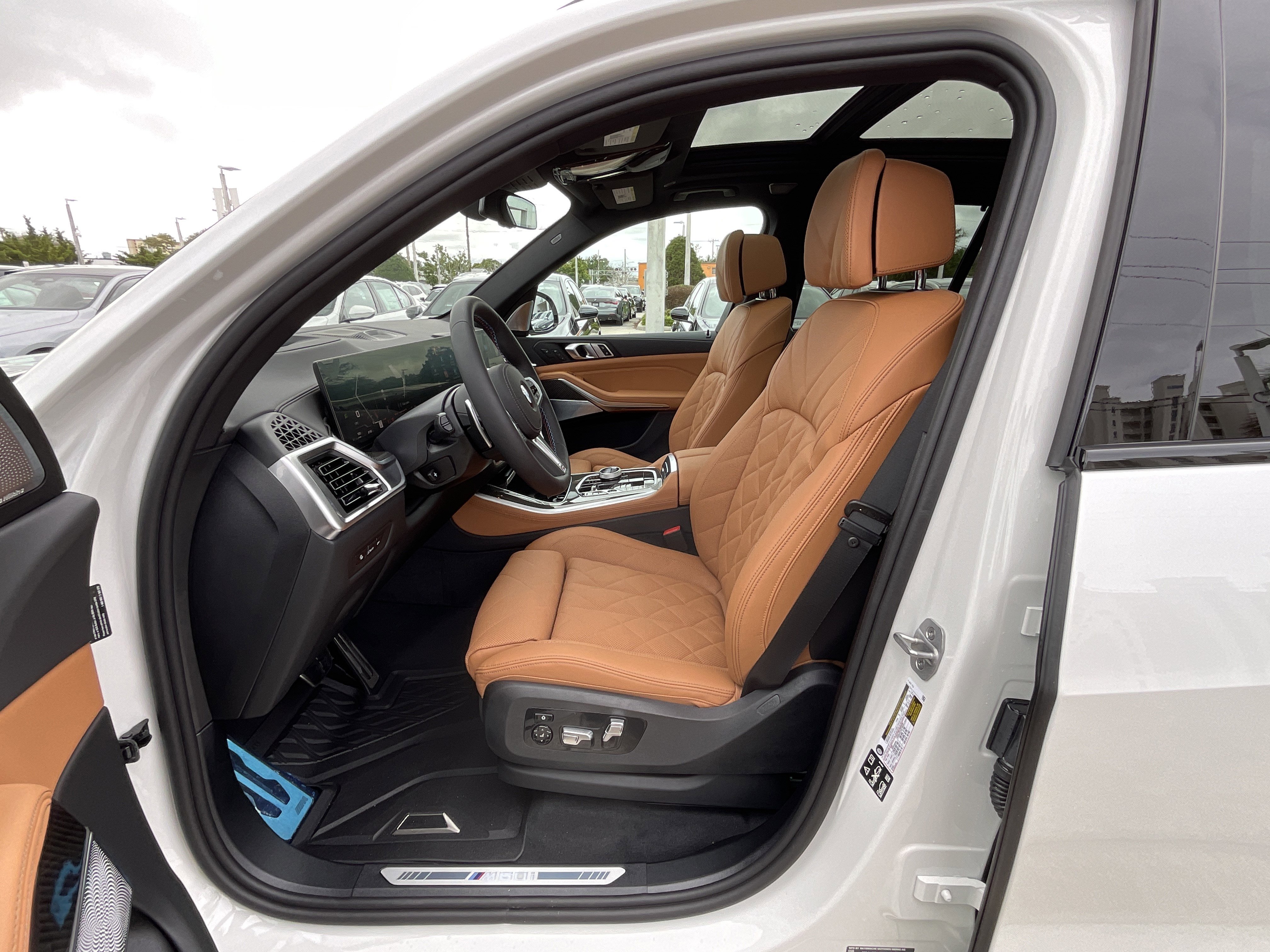 New 2026 BMW X5 M60i AWD/4WD image 10