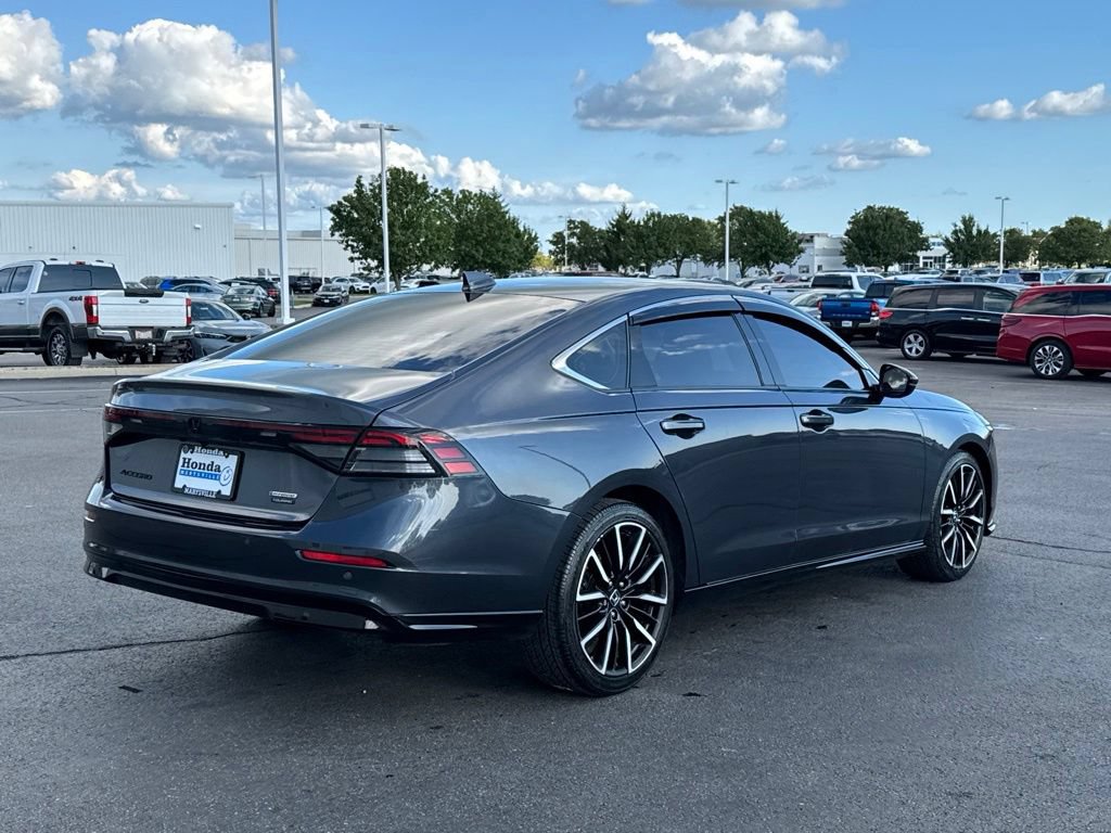 Used 2025 Honda Accord Touring image 7