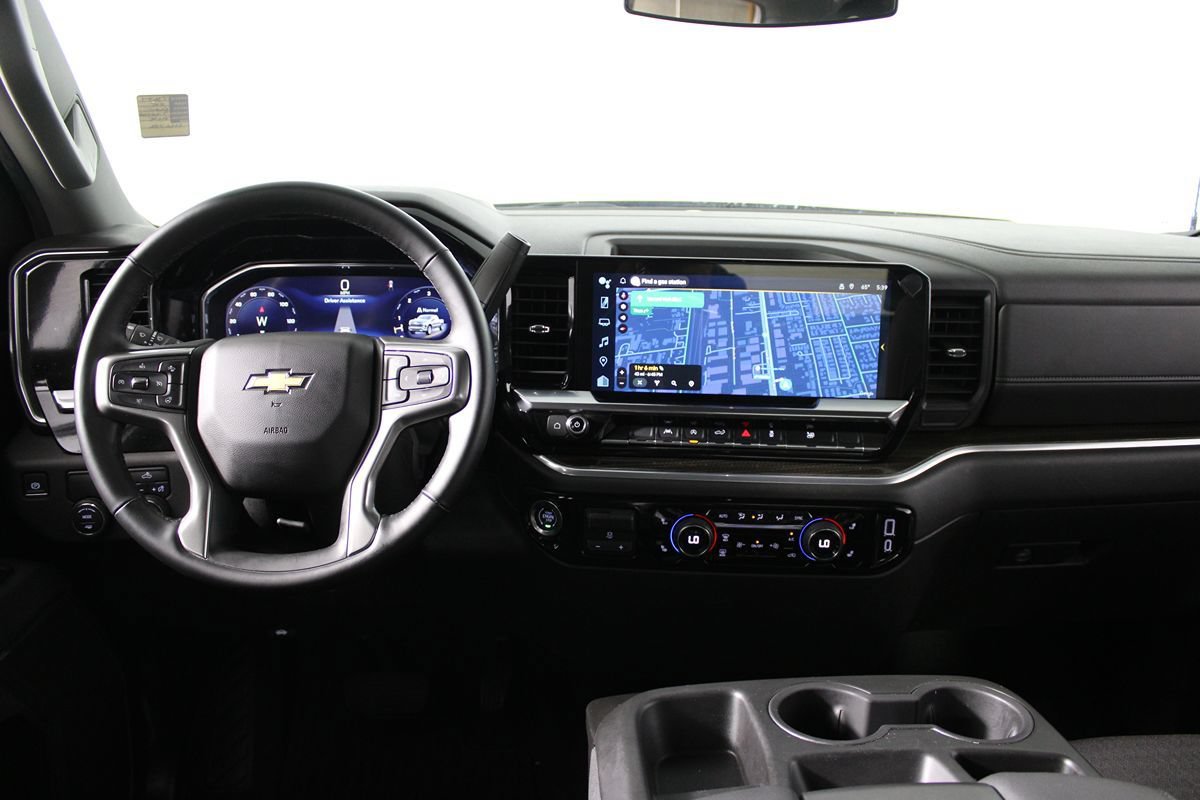 Used 2025 Chevrolet Silverado 1500 LT RWD image 14