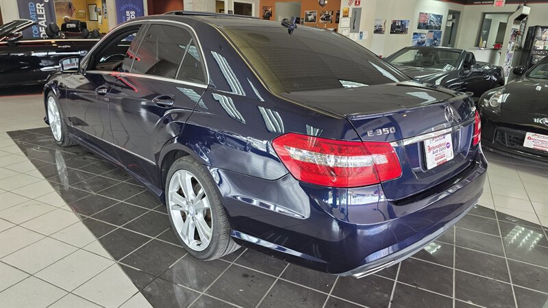 Used 2013 Mercedes-Benz E 350 4MATIC Sedan image 8