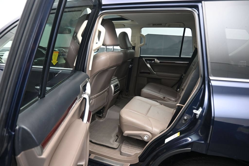 Used 2019 Lexus GX 460 Premium AWD/4WD image 33