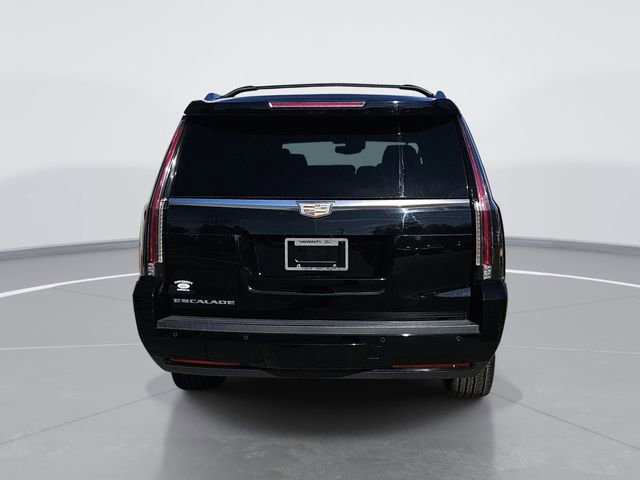 Used 2016 Cadillac Escalade ESV Luxury image 4