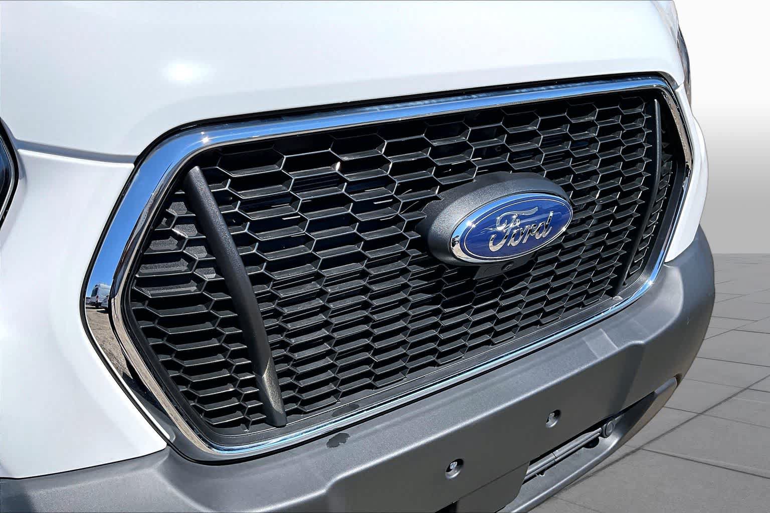 Certified 2025 Ford Transit 250 Low Roof AWD w/ Fleet Safety Package image 30