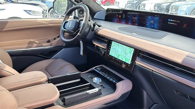 New 2025 Lincoln Navigator L Black Label image 7