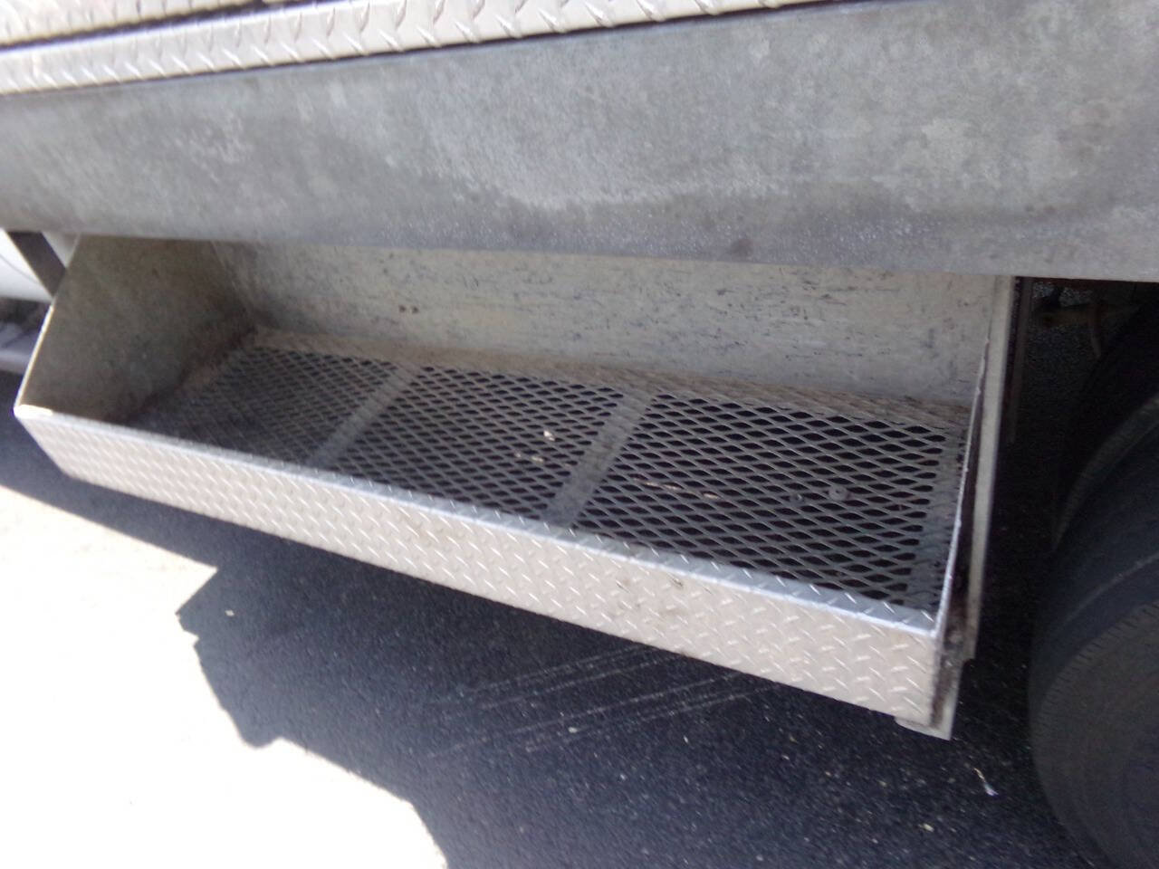 Used 2008 Ford F450 XL RWD image 22