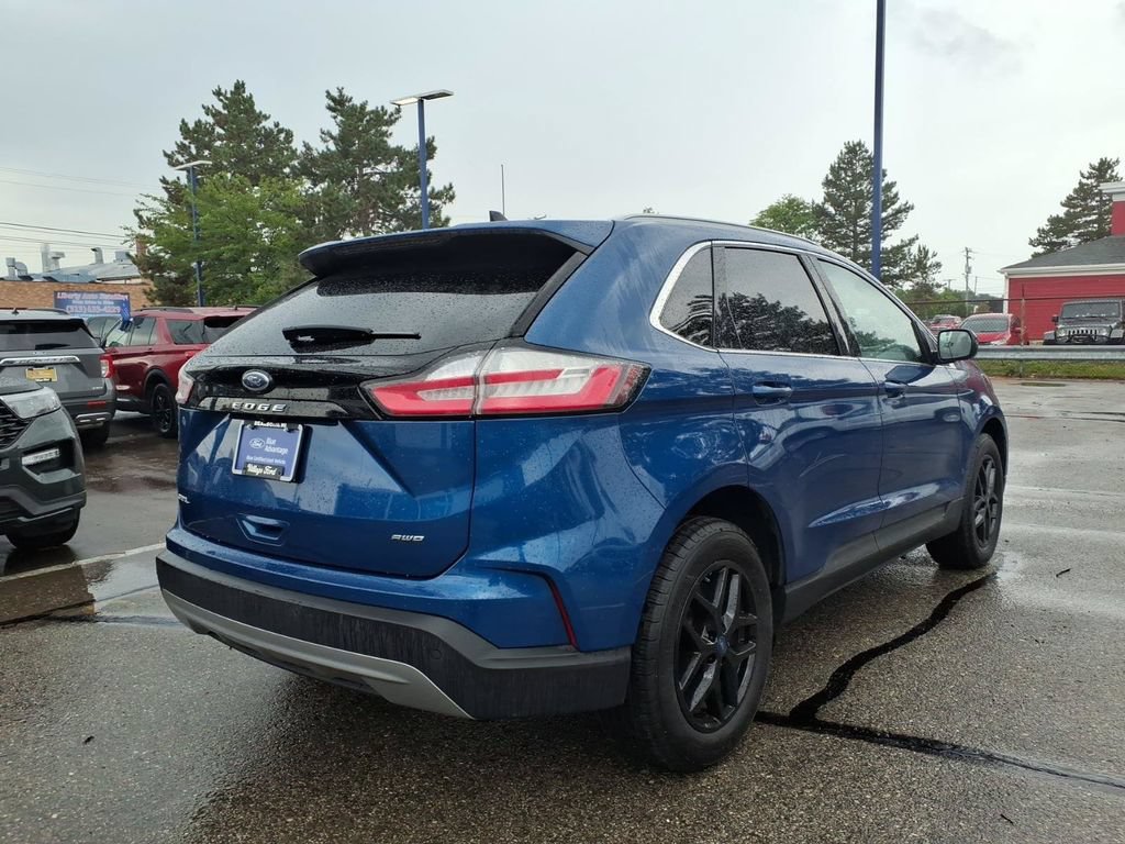 Used 2021 Ford Edge SEL w/ Convenience Package AWD/4WD image 6